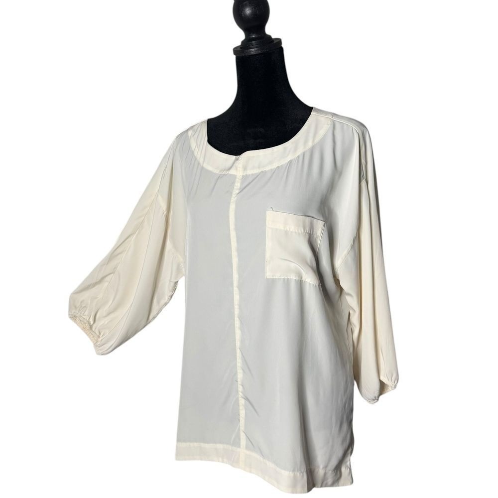 Chico's Cream Semi Sheer Scoop Neck Blouse Size S 3/4 Sleeve Pocket Office